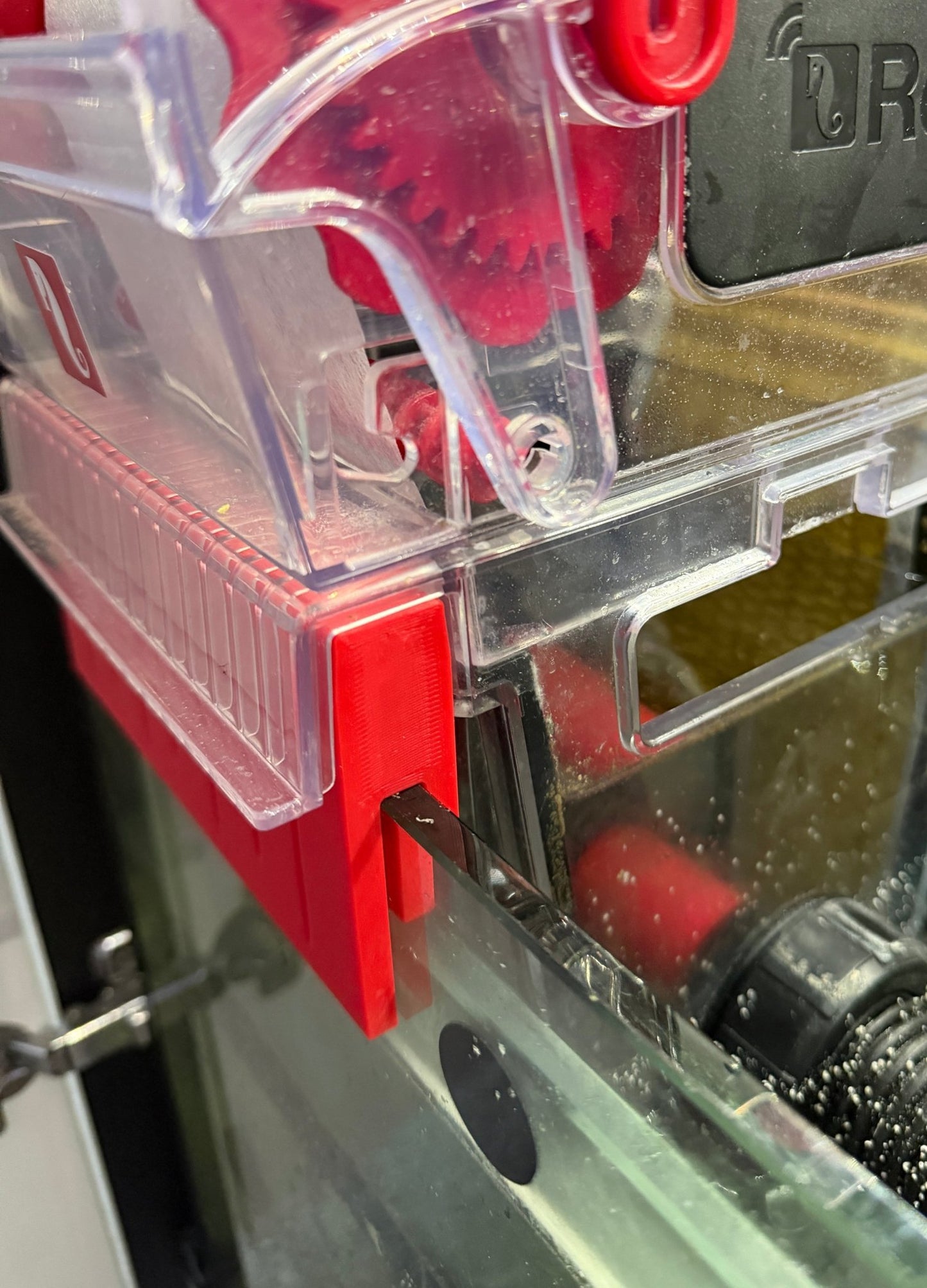 ReefMat Riser – Increase Efficiency & Extend Fleece Roll Life for Red Sea ReefMat - Vision3D